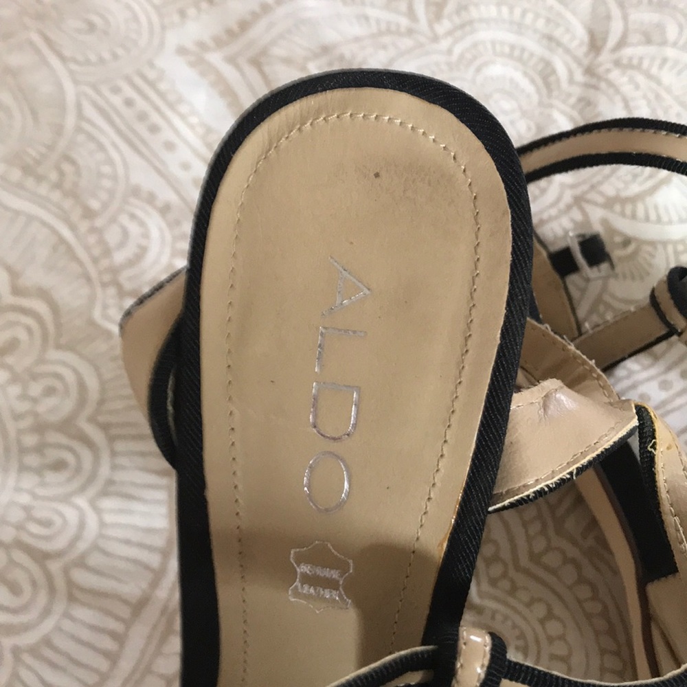 Heels - Picture 3 of 4